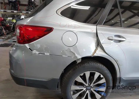 2015 Subaru Outback 2.5I Limited из США, поврежденный, VIN 4S4BSAJC4F3326744